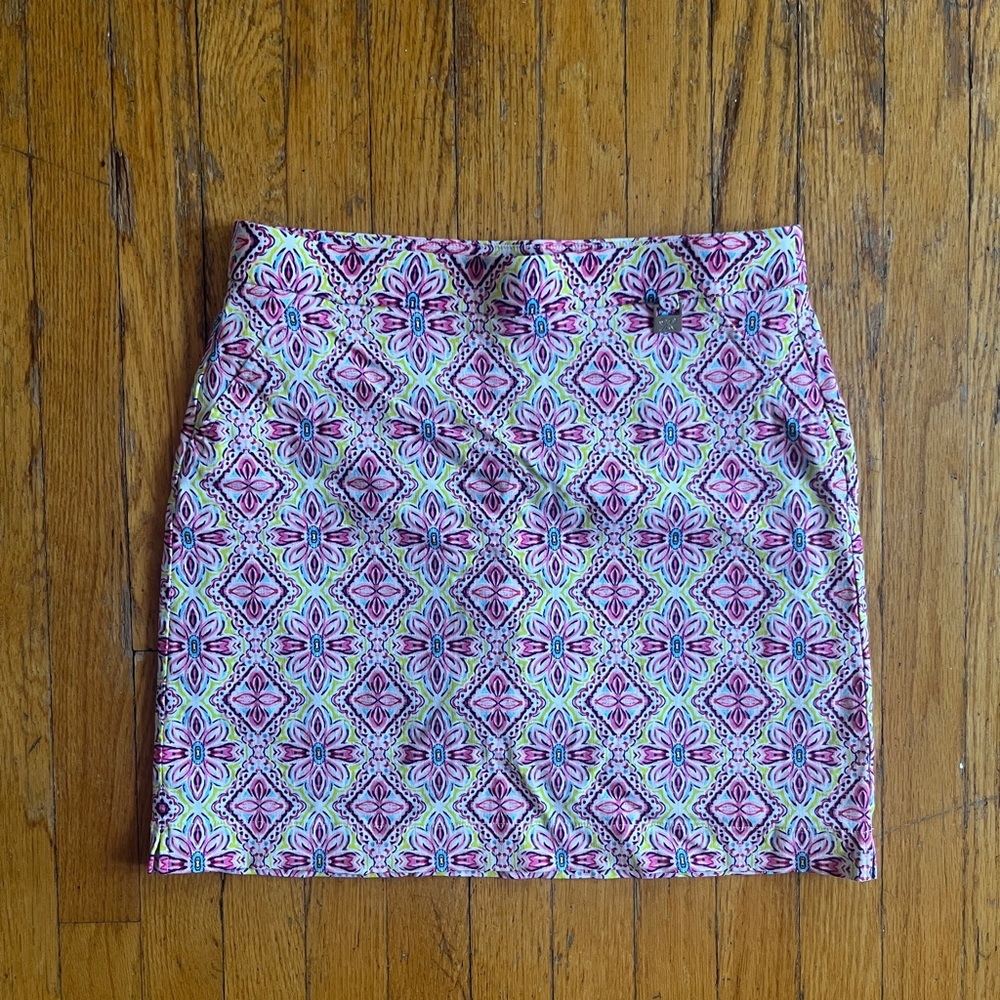 NWOT Rafaella floral patterned stretch skort